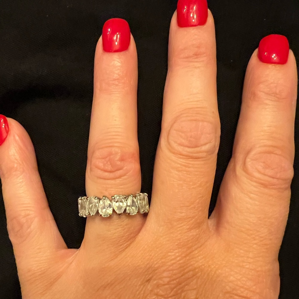 Size 6 Swarovski Vittore Crystal Ring Jewelry Collection
